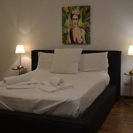 Bed & Breakfast Frida Катанія Екстер'єр фото